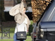 Bóng đá anh, ngoại hạng anh, lịch thi đấu euro 2012, Coleen Rooney khổ sở vì...giày