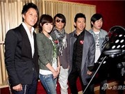 Bóng đá anh, ngoại hạng anh, lịch thi đấu euro 2012, Trung Quốc: Ca sĩ thu âm ca khúc kêu gọi giải thoát trẻ em bị bắt cóc 