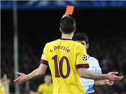Bóng đá anh, ngoại hạng anh, lịch thi đấu euro 2012, Thất bại của Arsenal: Nhìn từ chiếc thẻ đỏ của Van Persie