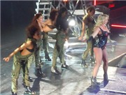 Bóng đá anh, ngoại hạng anh, lịch thi đấu euro 2012, Britney Spears trình diễn “máu lửa” trên sân khấu