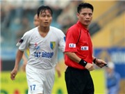 Bóng đá anh, ngoại hạng anh, lịch thi đấu euro 2012, Hãy nghe trọng tài lên tiếng: “Chúng tôi có sướng gì đâu”
