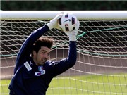 Bóng đá anh, ngoại hạng anh, lịch thi đấu euro 2012, Thủ môn Buffon phủ nhận việc liên hệ với Arsenal
