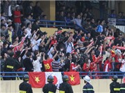 Bóng đá anh, ngoại hạng anh, lịch thi đấu euro 2012, CĐV Hải Phòng được đón tiếp bằng…tiếng hát Trọng Tấn