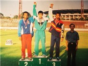 Bóng đá anh, ngoại hạng anh, lịch thi đấu euro 2012, VĐV điền kinh Nguyễn Văn Mùa: Đứng lên từ đường đua