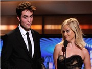 Bóng đá anh, ngoại hạng anh, lịch thi đấu euro 2012, Robert Pattinson ngượng vì bị Reese Witherspoon chê hôn dở