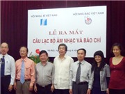 Bóng đá anh, ngoại hạng anh, lịch thi đấu euro 2012, Âm nhạc "bắt tay" báo giới