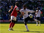 Bóng đá anh, ngoại hạng anh, lịch thi đấu euro 2012, Bolton-Arsenal 2-1: "Pháo thủ" gục ngã ở Reebok