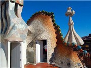 Bóng đá anh, ngoại hạng anh, lịch thi đấu euro 2012, Casa Batllo - Tòa nhà xương ống kì lạ