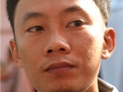Bóng đá anh, ngoại hạng anh, lịch thi đấu euro 2012, Nguyễn Vĩnh Nguyên nhìn xuống đám đông