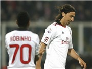 Bóng đá anh, ngoại hạng anh, lịch thi đấu euro 2012, Milan vỡ mộng “Cú đúp”: Ê mặt nhà vô địch