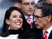 Bóng đá anh, ngoại hạng anh, lịch thi đấu euro 2012, Vợ yêu của ông chủ Liverpool rạng rỡ trên khán đài