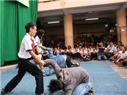 Bóng đá anh, ngoại hạng anh, lịch thi đấu euro 2012, Dạy gì trong Văn hóa ứng xử học đường?