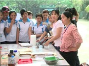 Bóng đá anh, ngoại hạng anh, lịch thi đấu euro 2012, Đến Bảo tàng học cách bảo quản đồ dùng bằng giấy