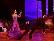 Bóng đá anh, ngoại hạng anh, lịch thi đấu euro 2012, Bước nhảy hoàn vũ 2011: Thanh Thúy soán ngôi, Anh Khoa “thoát chết”
