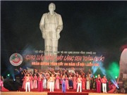 Bóng đá anh, ngoại hạng anh, lịch thi đấu euro 2012, Nên xây dựng “Lễ hội làng Sen” thành lễ hội quốc tế