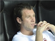 Bóng đá anh, ngoại hạng anh, lịch thi đấu euro 2012, Cassano vẫn ở lại với Milan