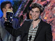 Bóng đá anh, ngoại hạng anh, lịch thi đấu euro 2012, “Nhật thực” thắng lớn tại MTV Movie Awards 2011