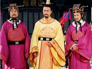 Bóng đá anh, ngoại hạng anh, lịch thi đấu euro 2012, Nhà làm phim "Lý Công Uẩn" lại ngồi trên đống lửa