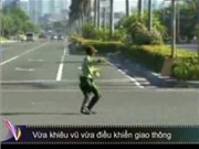 Bóng đá anh, ngoại hạng anh, lịch thi đấu euro 2012, Vừa khiêu vũ vừa điều khiển giao thông