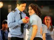 Bóng đá anh, ngoại hạng anh, lịch thi đấu euro 2012, “Carmen lại dậy sóng”: Khoác “tấm áo Việt” thế nào cho vừa?