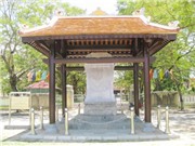 Bóng đá anh, ngoại hạng anh, lịch thi đấu euro 2012, Bia “khuyến học” ở Huế được bảo tồn