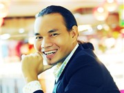 Bóng đá anh, ngoại hạng anh, lịch thi đấu euro 2012, Ca sĩ Thụy Vũ áy náy vì... trễ hẹn