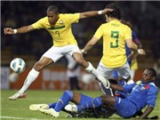 Bóng đá anh, ngoại hạng anh, lịch thi đấu euro 2012, Cuộc chiến hàng công Brazil-Paraguay: Những sản phẩm “Âu hóa”