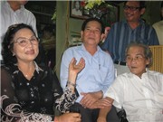 Bóng đá anh, ngoại hạng anh, lịch thi đấu euro 2012,  Cuộc gặp gỡ cảm động của Chủ tịch Nước và nhà văn Sơn Tùng