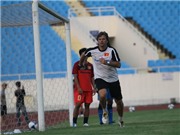 Bóng đá anh, ngoại hạng anh, lịch thi đấu euro 2012, Pha “va chạm” đầu tiên của Falko Goetz