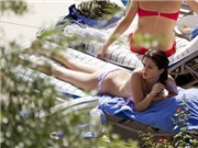 Bóng đá anh, ngoại hạng anh, lịch thi đấu euro 2012, Selena Gomez hồn nhiên cởi bikini