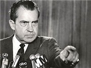 Bóng đá anh, ngoại hạng anh, lịch thi đấu euro 2012, Công bố giải trình của Nixon trong vụ Watergate