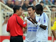 Bóng đá anh, ngoại hạng anh, lịch thi đấu euro 2012, "Bão" ở 4 vòng cuối V-League 2011?