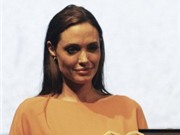 Bóng đá anh, ngoại hạng anh, lịch thi đấu euro 2012, Angelina Jolie nhận giải Đặc biệt tại LHP Sarajevo