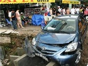 Bóng đá anh, ngoại hạng anh, lịch thi đấu euro 2012, Hà Nội: Hoảng hồn vì xe "điên" hạ gục 2 xe máy 