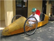 Bóng đá anh, ngoại hạng anh, lịch thi đấu euro 2012, Hoảng hồn với “xe đua” công thức 1 trên Quốc lộ 5