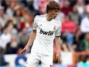Bóng đá anh, ngoại hạng anh, lịch thi đấu euro 2012, Real Madrid đẩy bớt “người thừa” sang Valencia