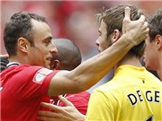 Bóng đá anh, ngoại hạng anh, lịch thi đấu euro 2012, M.U sau trận siêu cúp: Những nụ cười gượng gạo