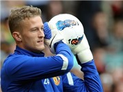 Bóng đá anh, ngoại hạng anh, lịch thi đấu euro 2012, Hậu trường M.U: Lindegaard phả "hơi nóng" vào De Gea 