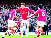 Bóng đá anh, ngoại hạng anh, lịch thi đấu euro 2012, Arsenal: Chuyện của những người đến và đi