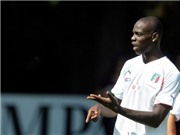 Bóng đá anh, ngoại hạng anh, lịch thi đấu euro 2012, “Siêu quậy” Balotelli làm HLV Prandelli "điên đầu"
