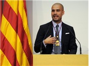 Bóng đá anh, ngoại hạng anh, lịch thi đấu euro 2012, Guardiola nhận HCV danh dự