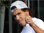 Bóng đá anh, ngoại hạng anh, lịch thi đấu euro 2012, Tevez giúp Man City quảng bá thương hiệu