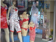 Bóng đá anh, ngoại hạng anh, lịch thi đấu euro 2012, Khó xử với “đồ chơi người lớn”
