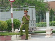 Bóng đá anh, ngoại hạng anh, lịch thi đấu euro 2012, CSGT Hà Nội được đeo kính râm, khẩu trang khi làm việc