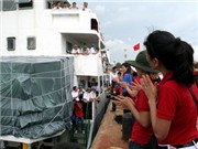 Bóng đá anh, ngoại hạng anh, lịch thi đấu euro 2012, Xuất quân chở 1.000 tấn đá xây Trường Sa