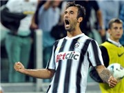 Bóng đá anh, ngoại hạng anh, lịch thi đấu euro 2012, Pha đá phạt "tinh quái" của Pirlo trong trận Juve-Bologna