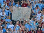 Bóng đá anh, ngoại hạng anh, lịch thi đấu euro 2012, Thủ môn dự bị dùng số áo của... Tevez?