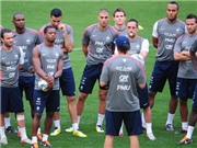 Bóng đá anh, ngoại hạng anh, lịch thi đấu euro 2012, Pháp: Thủ không được, tấn không xong