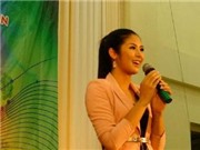 Bóng đá anh, ngoại hạng anh, lịch thi đấu euro 2012, Hoa hậu Ngọc Hân tặng quà mẹ VN anh hùng Nguyễn Thị Chỉ