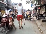 Bóng đá anh, ngoại hạng anh, lịch thi đấu euro 2012, Công an tìm người trong clip "phân làn bằng điếu cày"